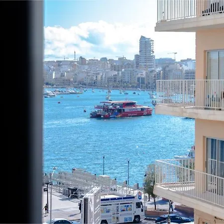 Apartment Spacious 3br Sliema Escape With Perfect Sea Views *