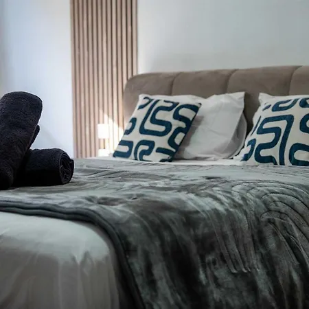Spacious 3br Sliema Escape With Perfect Sea Views *